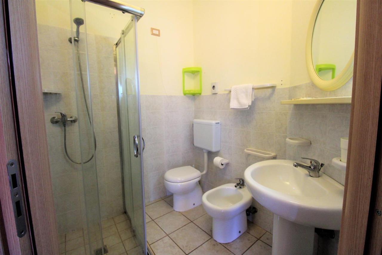 B&B Scoglio Di Pirro Climatizzato A 150 M Dalle Spiagge Salentine 托雷圣乔万尼乌 外观 照片